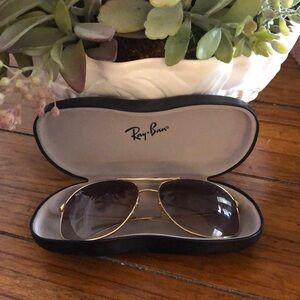 Ray-Ban Aviator gold sunglasses with hard case